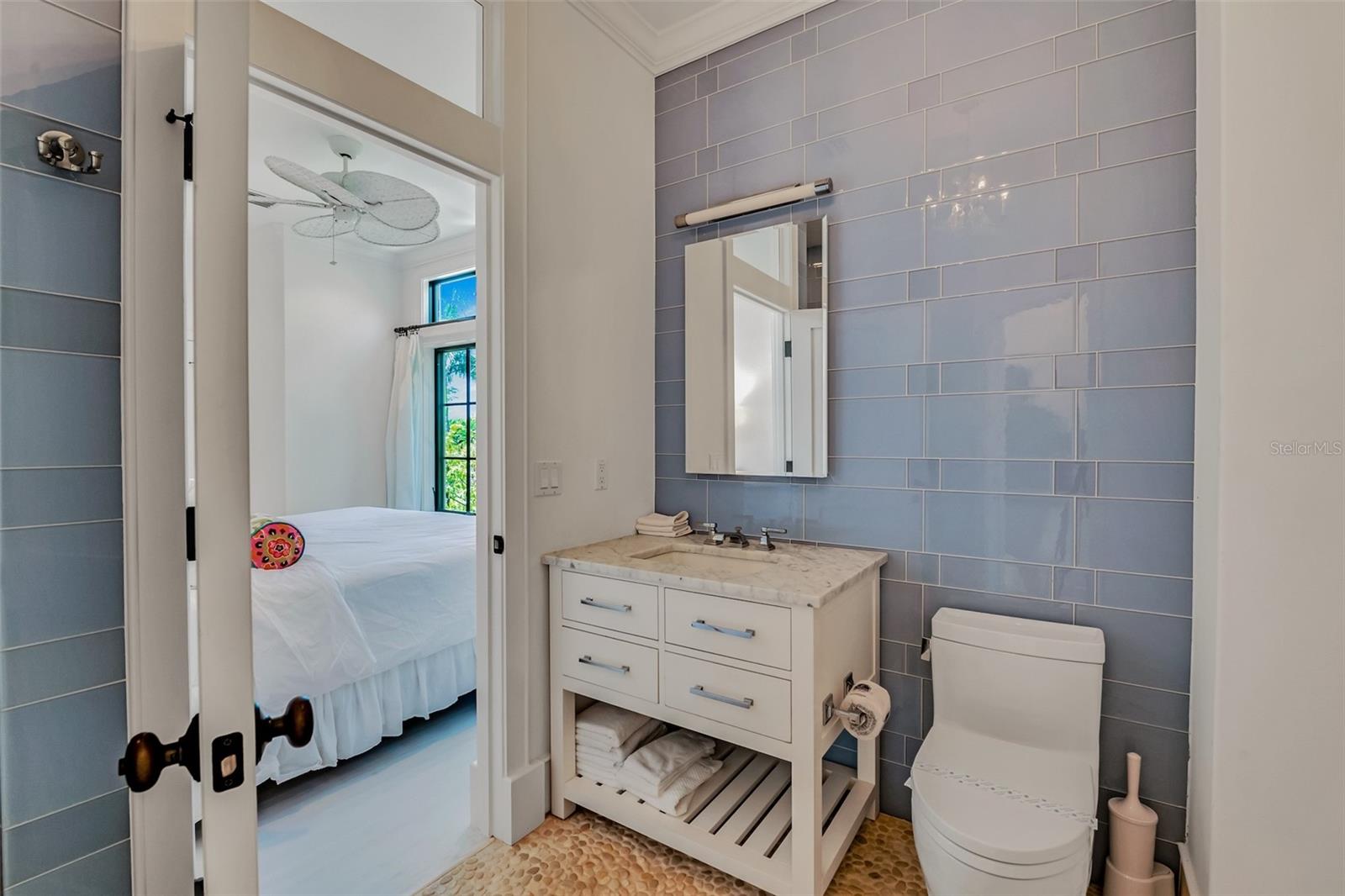 103 PARK AVE — photo 34