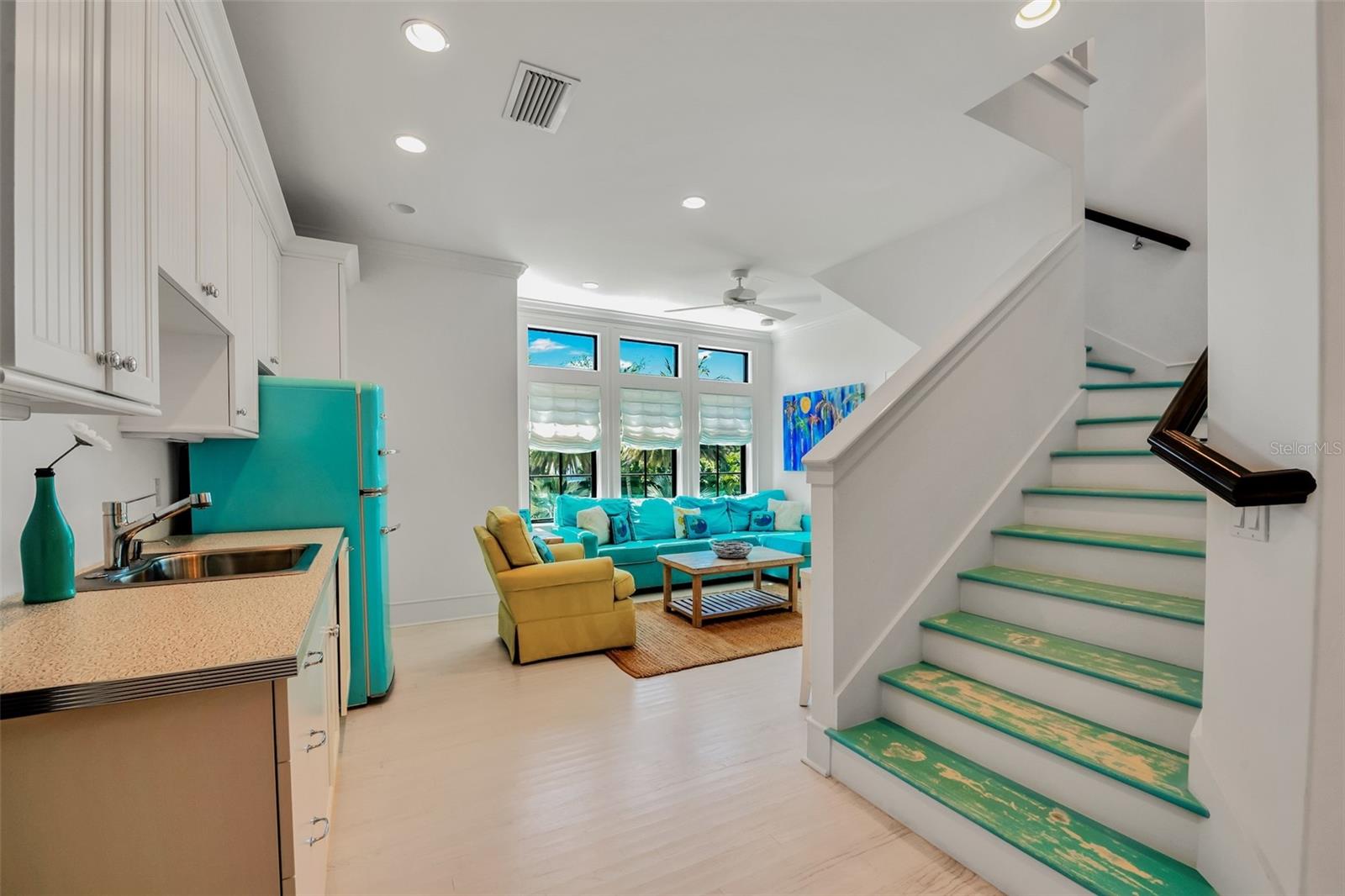 103 PARK AVE — photo 36