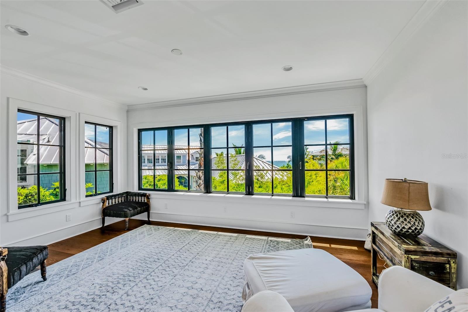 103 PARK AVE — photo 19
