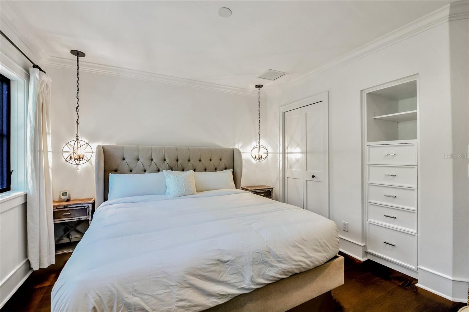 103 PARK AVE — photo 24