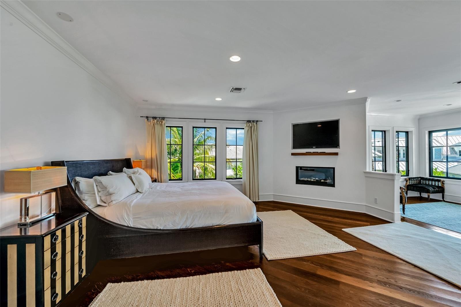 103 PARK AVE — photo 17