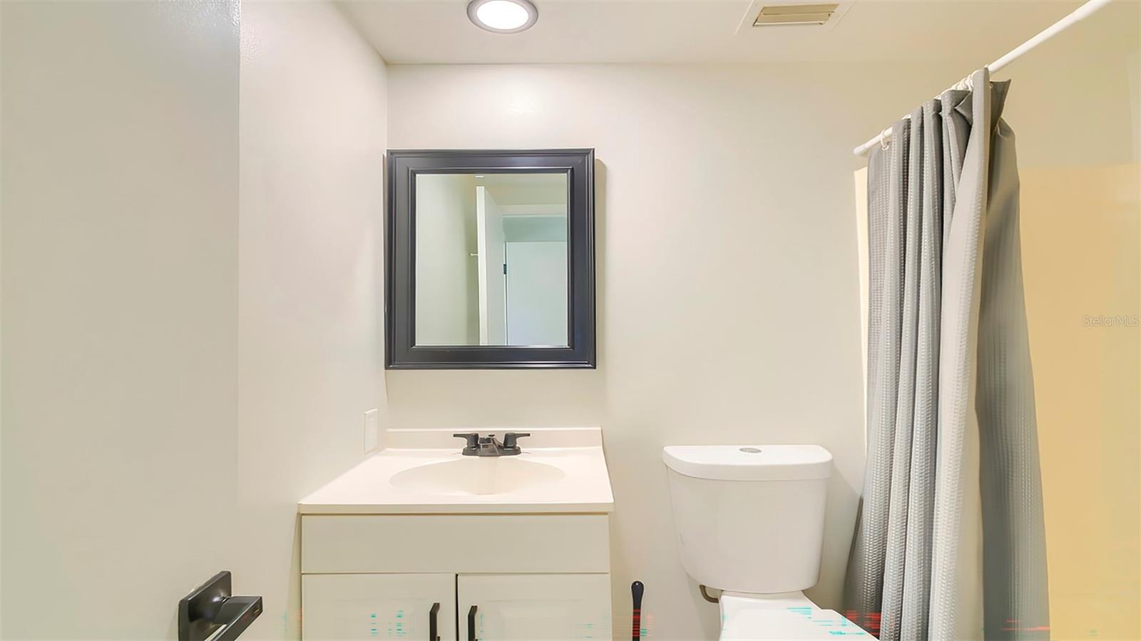 7331 DIANNE DR — photo 29