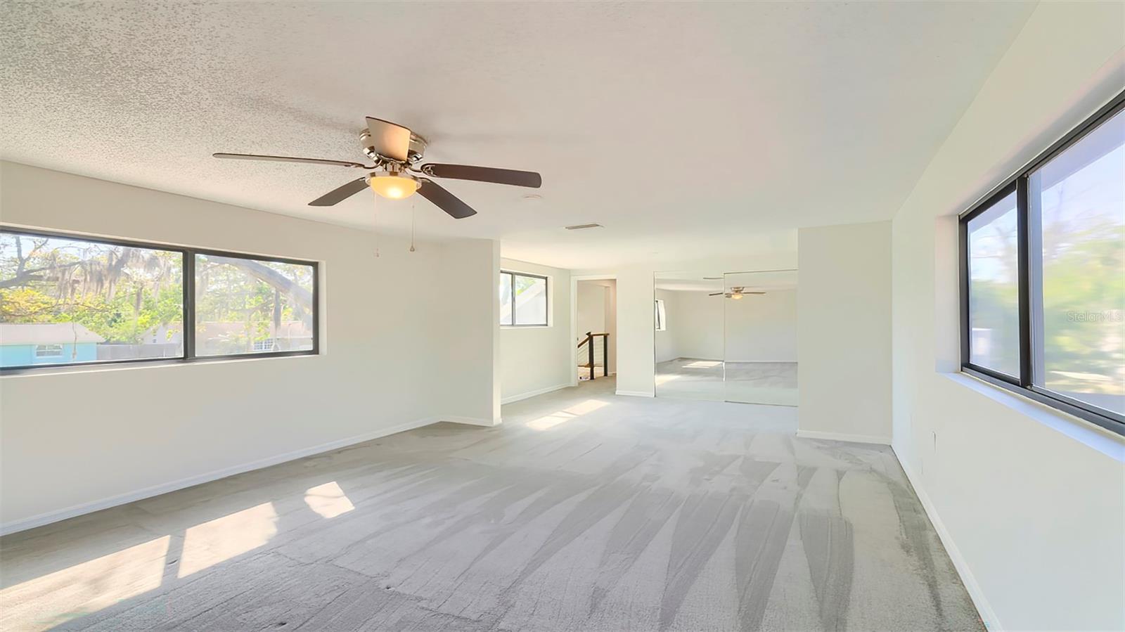 7331 DIANNE DR — photo 27