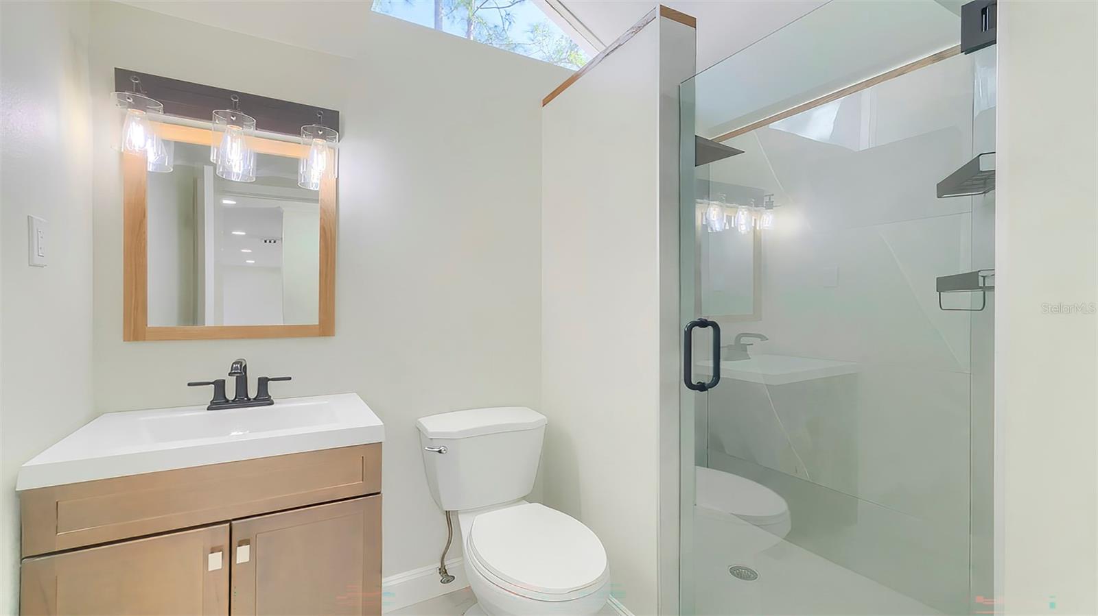 7331 DIANNE DR — photo 30
