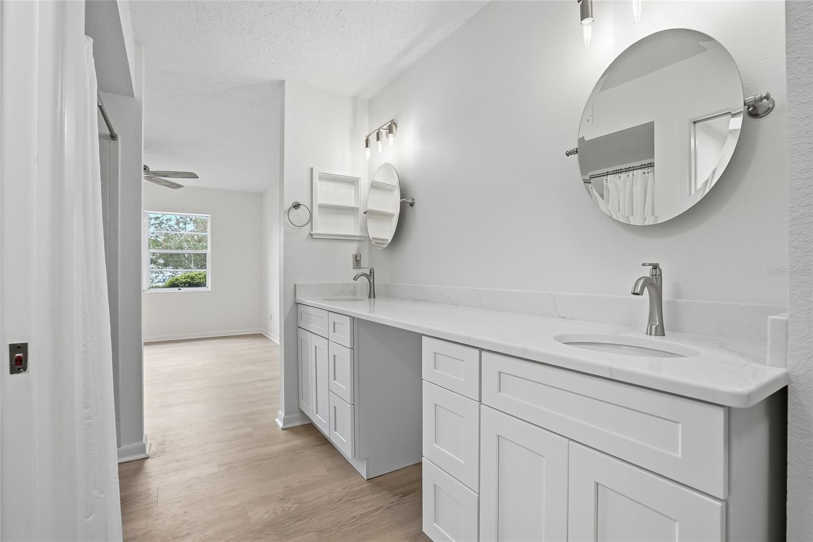 500 SANTA CRUZ PL NE #D — photo 15