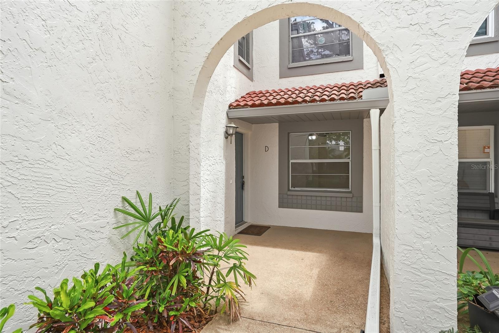 500 SANTA CRUZ PL NE #D — photo 3