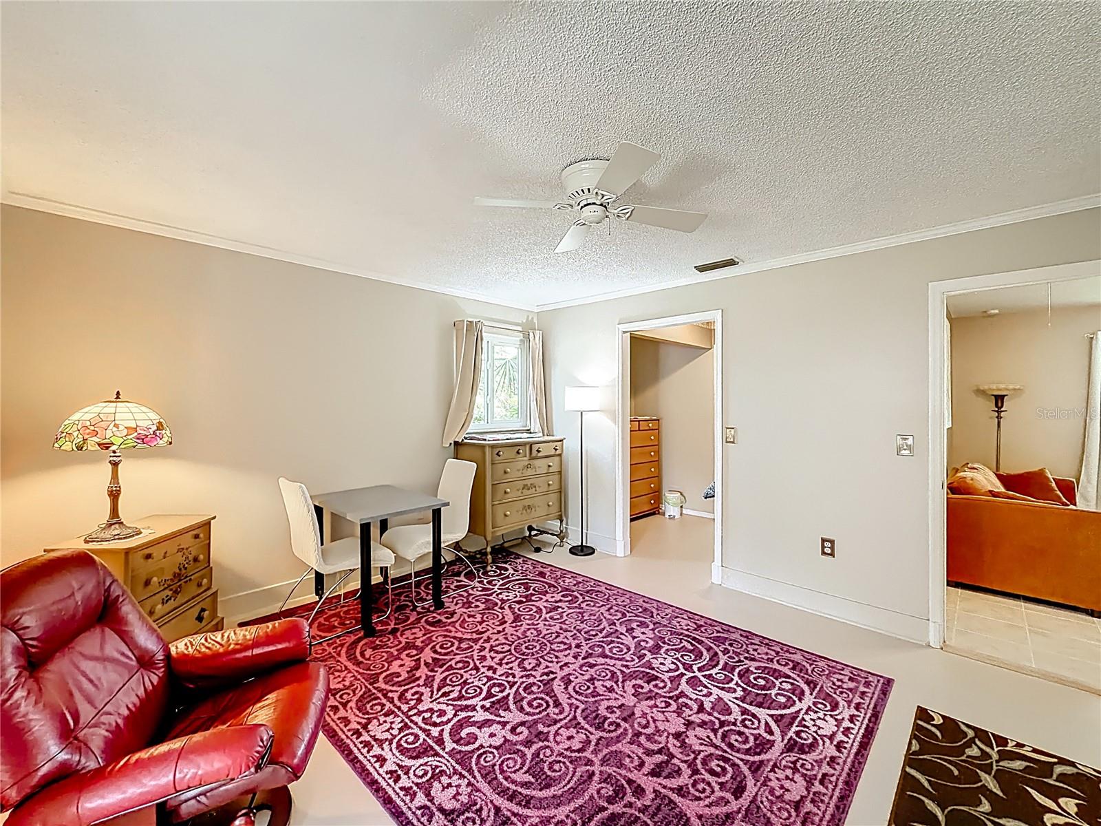 601 E SEMINOLE DR — photo 24