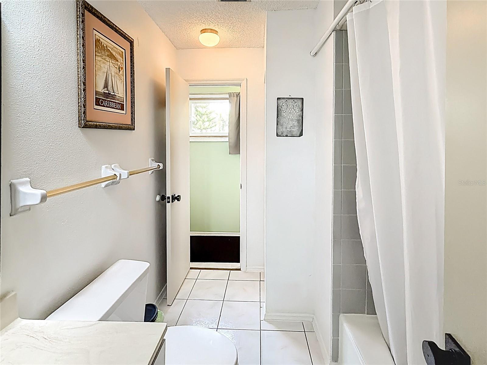 601 E SEMINOLE DR — photo 22
