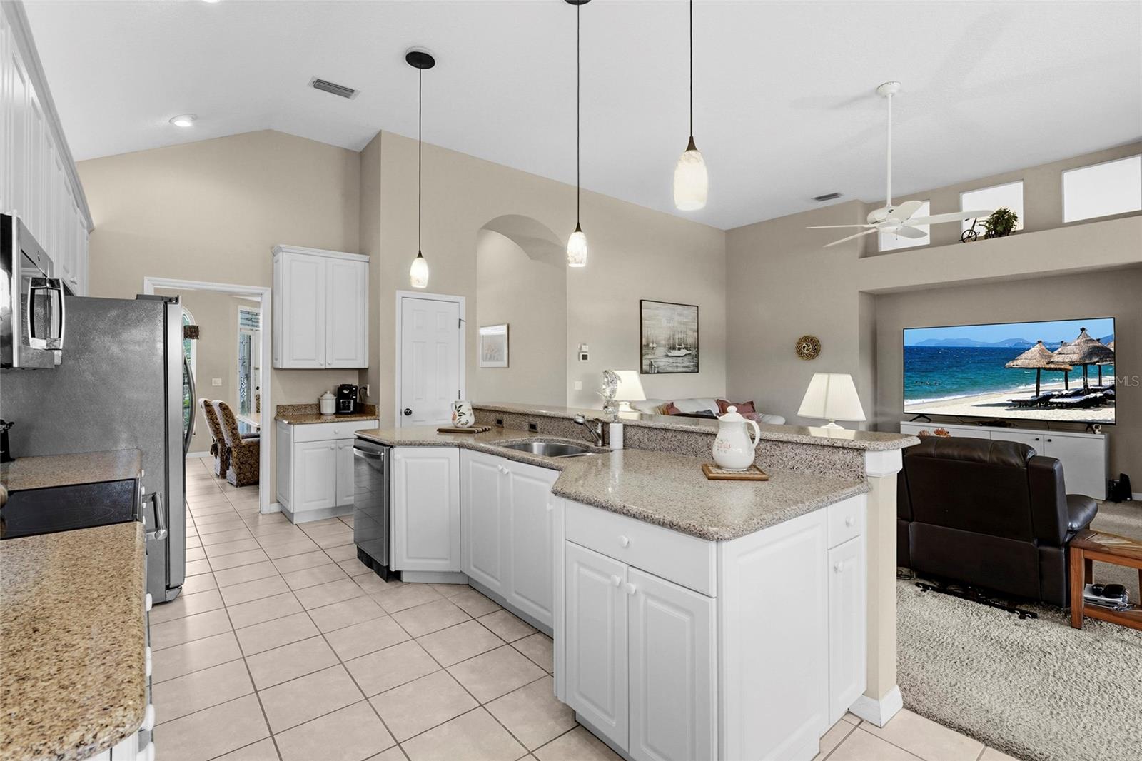 7822 TROON CT — photo 25