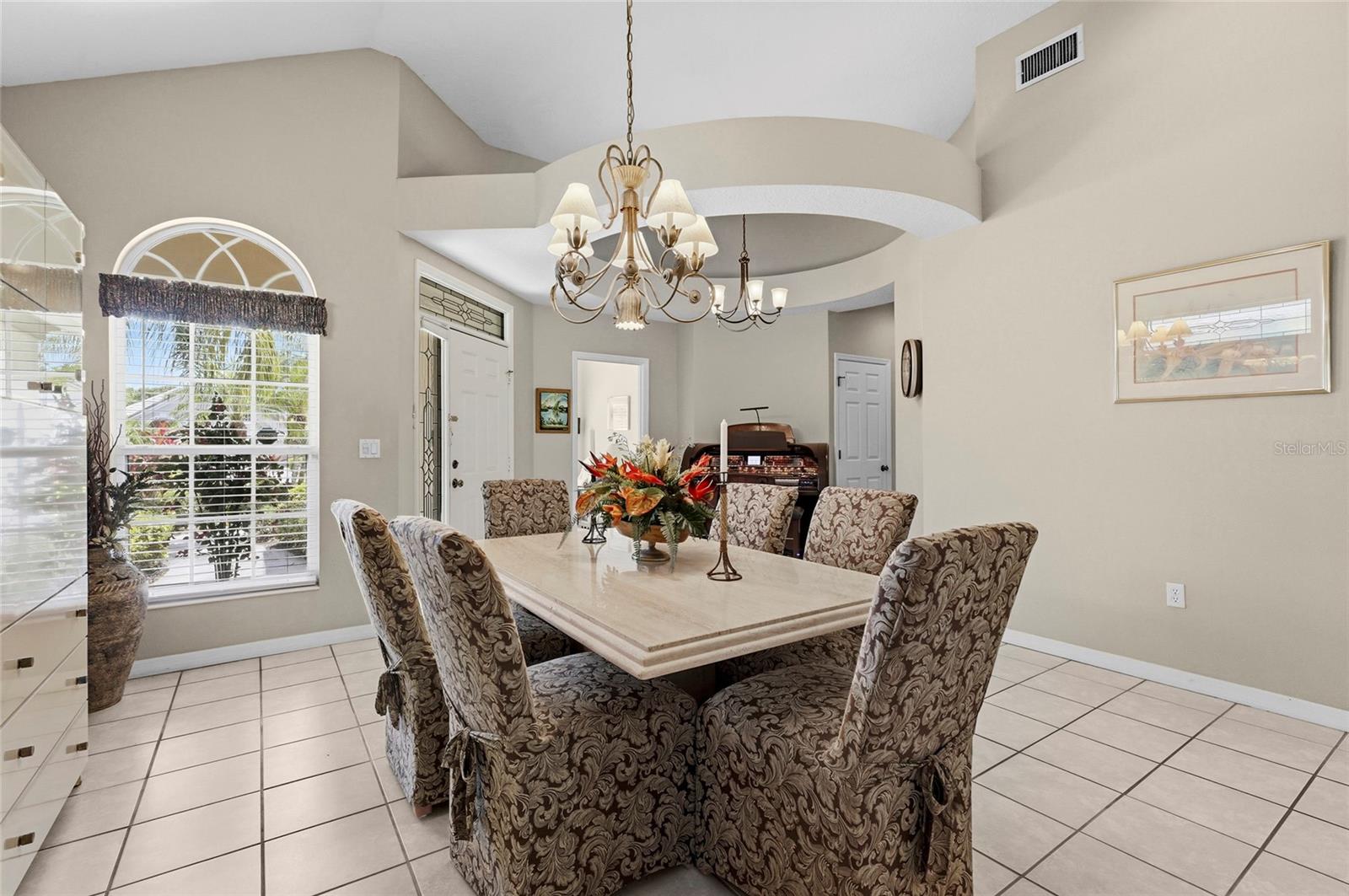 7822 TROON CT — photo 8