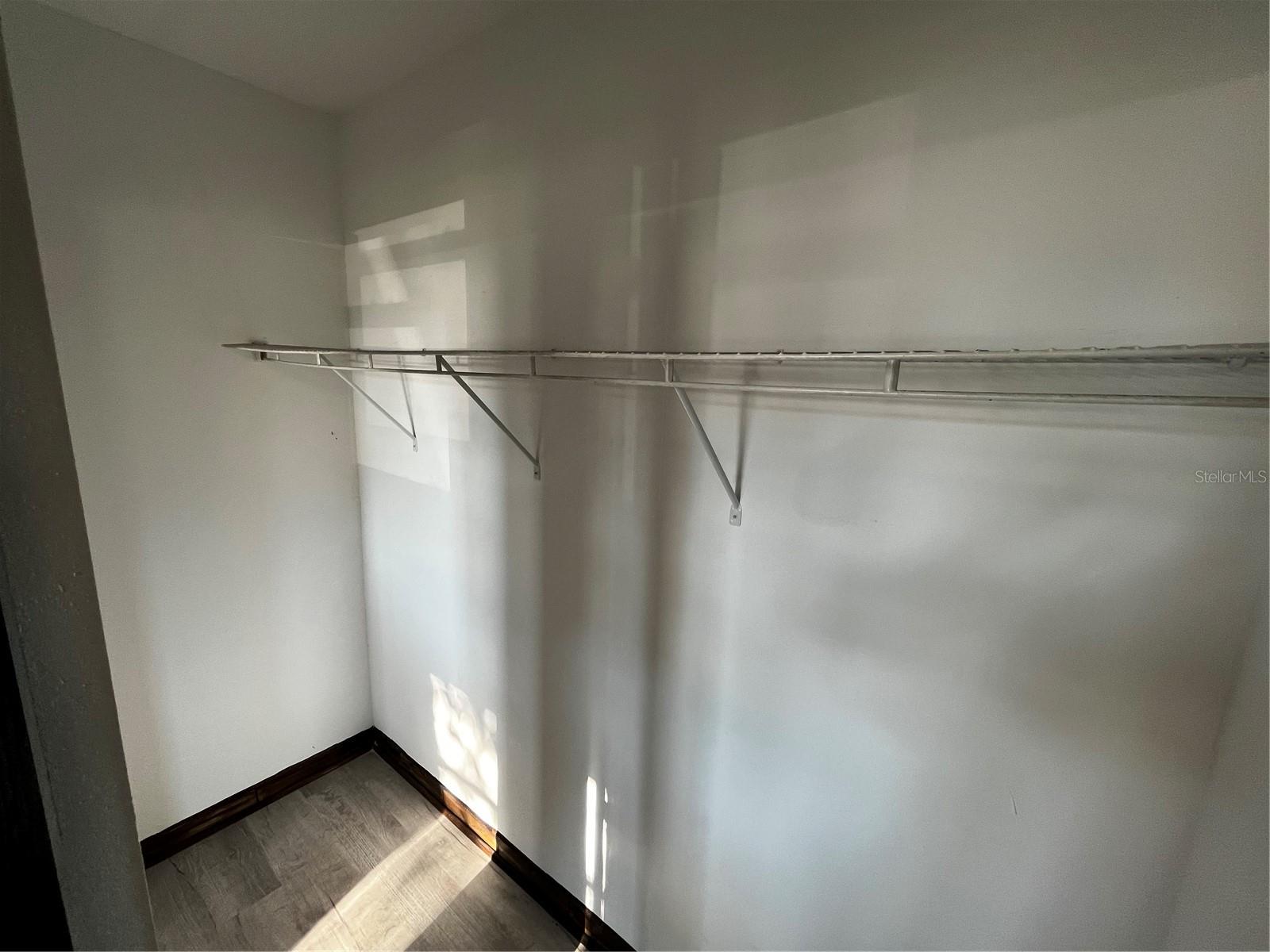 402 E EMMA ST — photo 27