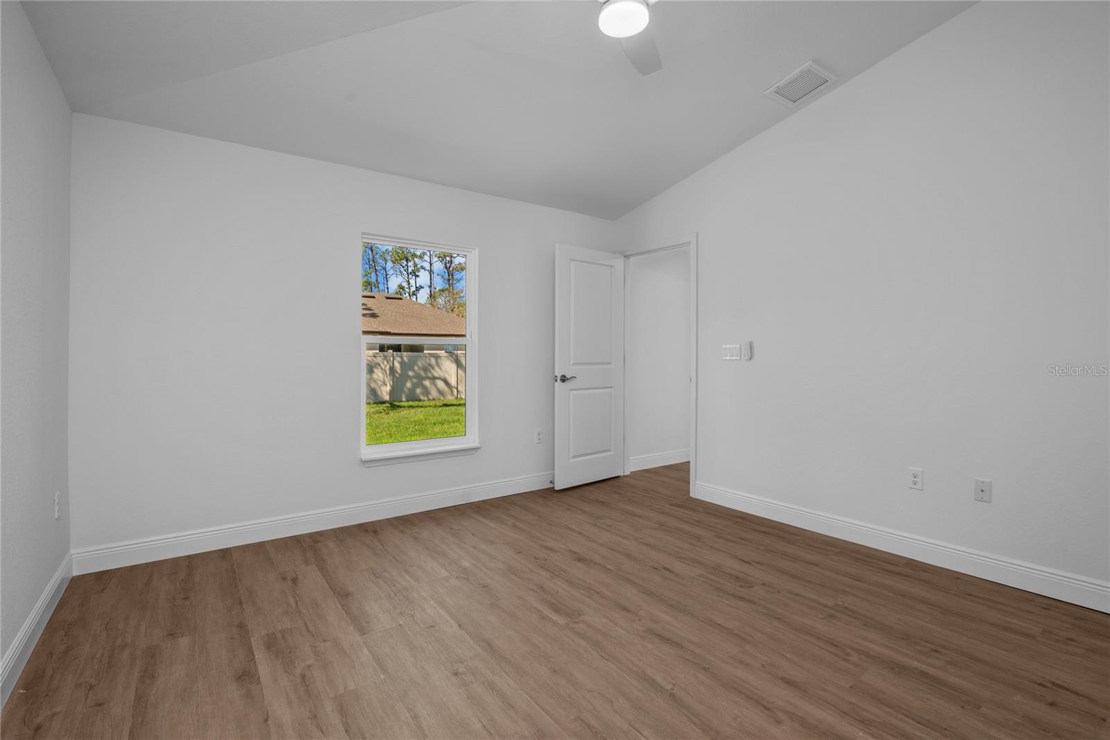 2286 ATWATER DR — photo 4