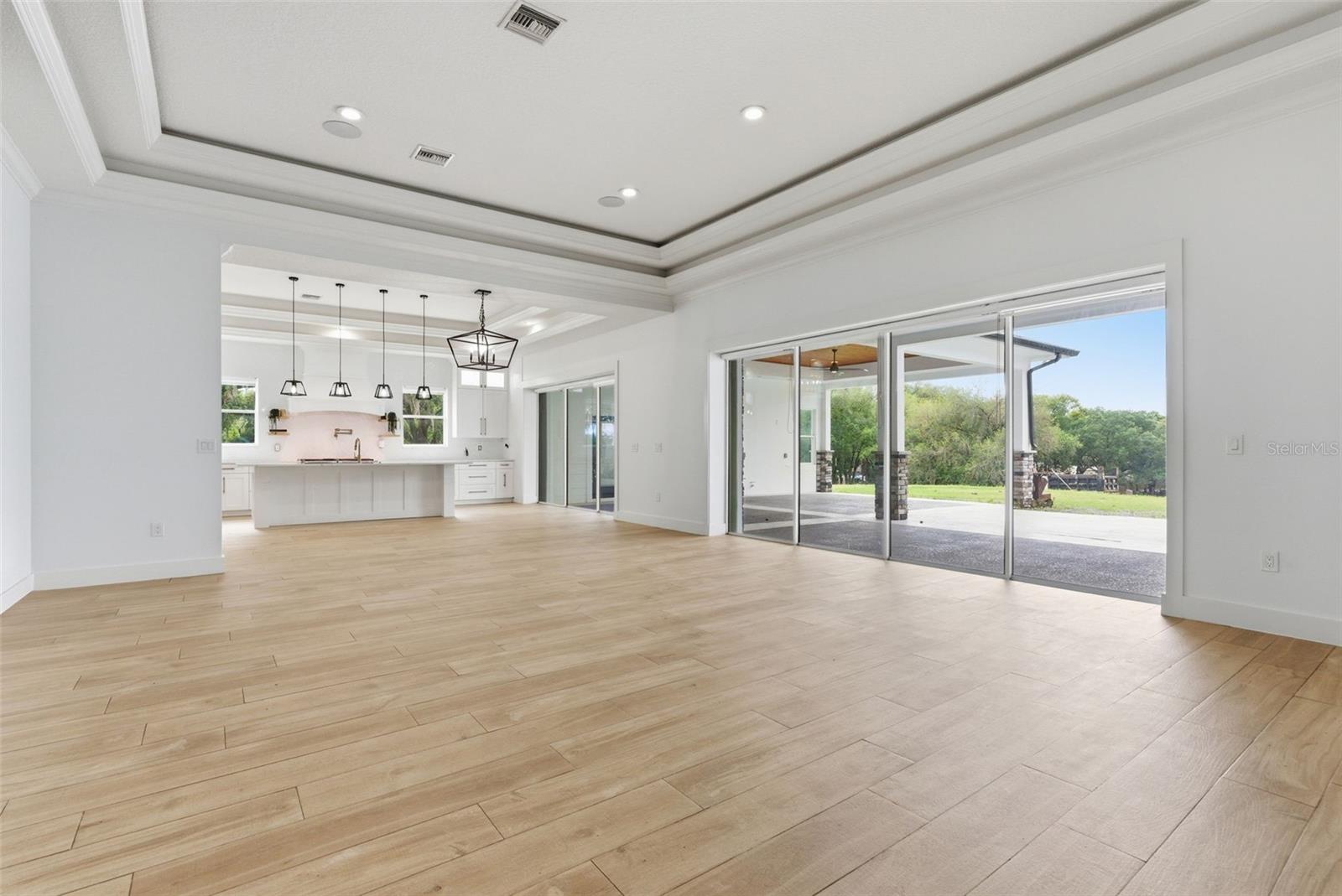 8241 CASS RD — photo 16