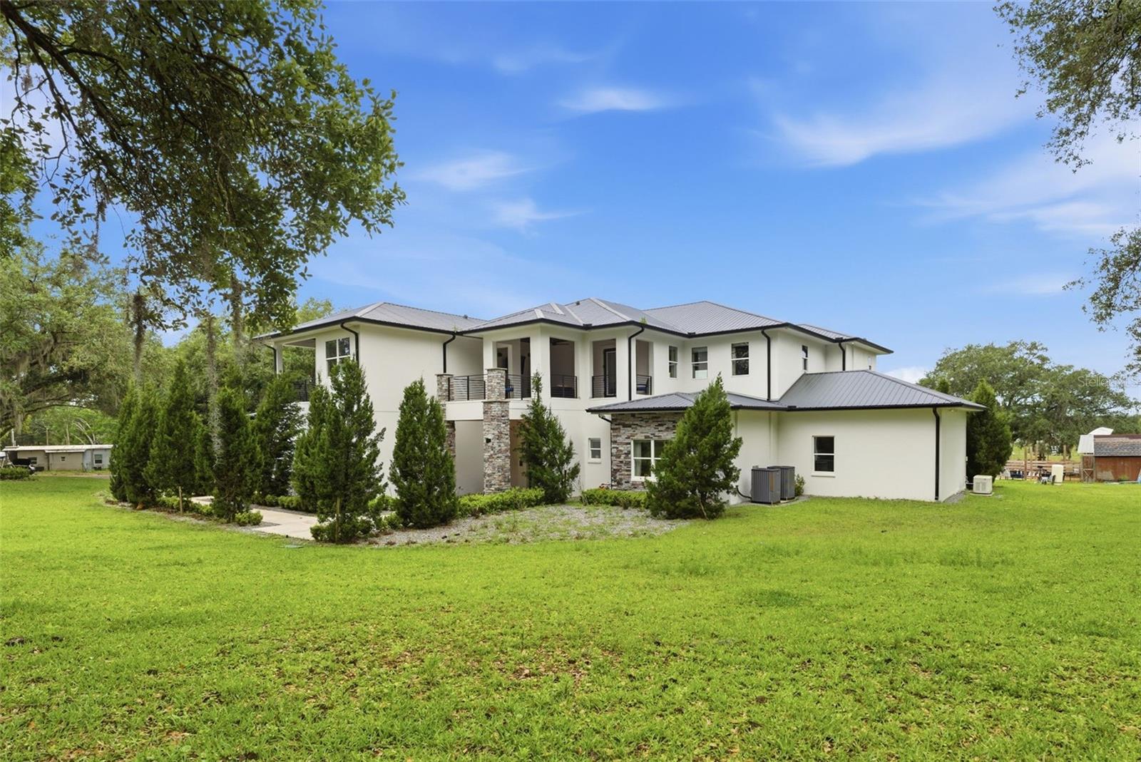 8241 CASS RD — photo 4