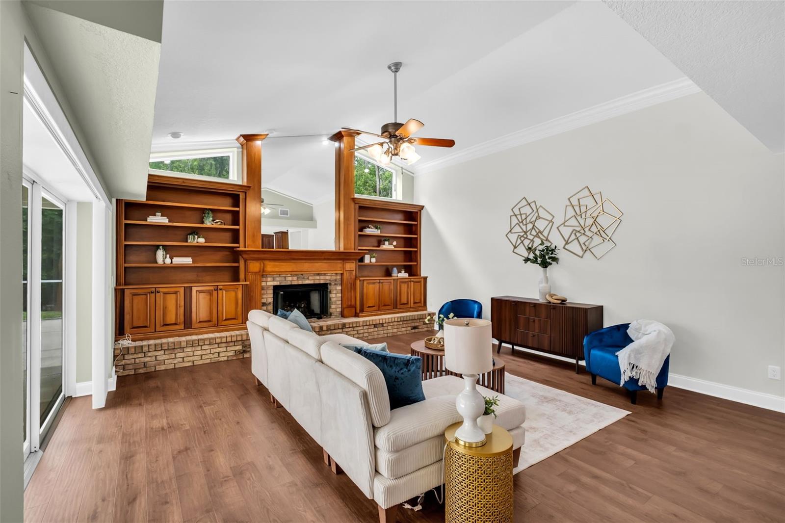 1404 EAST LAKE WOODLANDS PKWY — photo 27