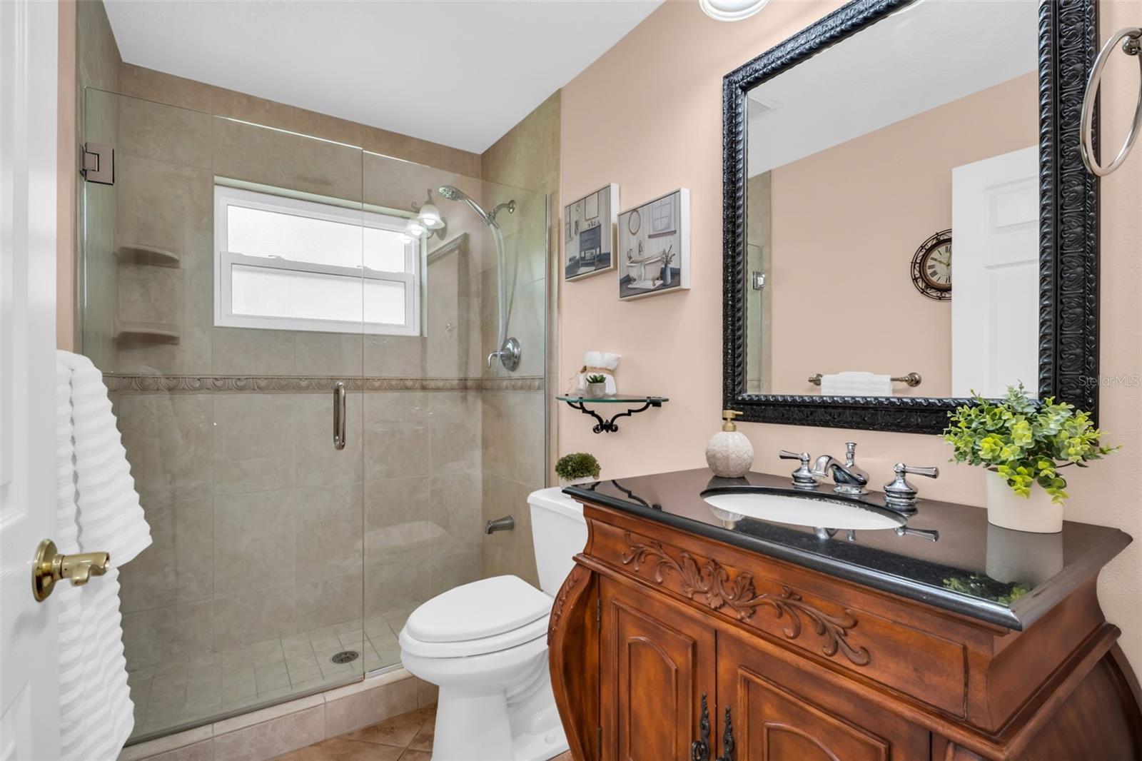 1404 EAST LAKE WOODLANDS PKWY — photo 45