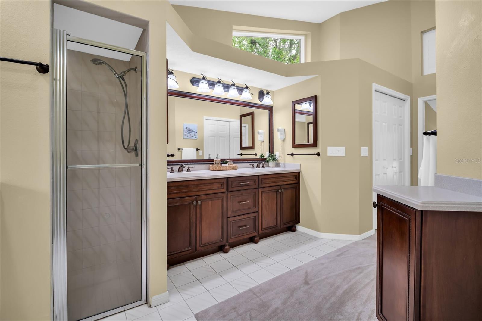 1404 EAST LAKE WOODLANDS PKWY — photo 37