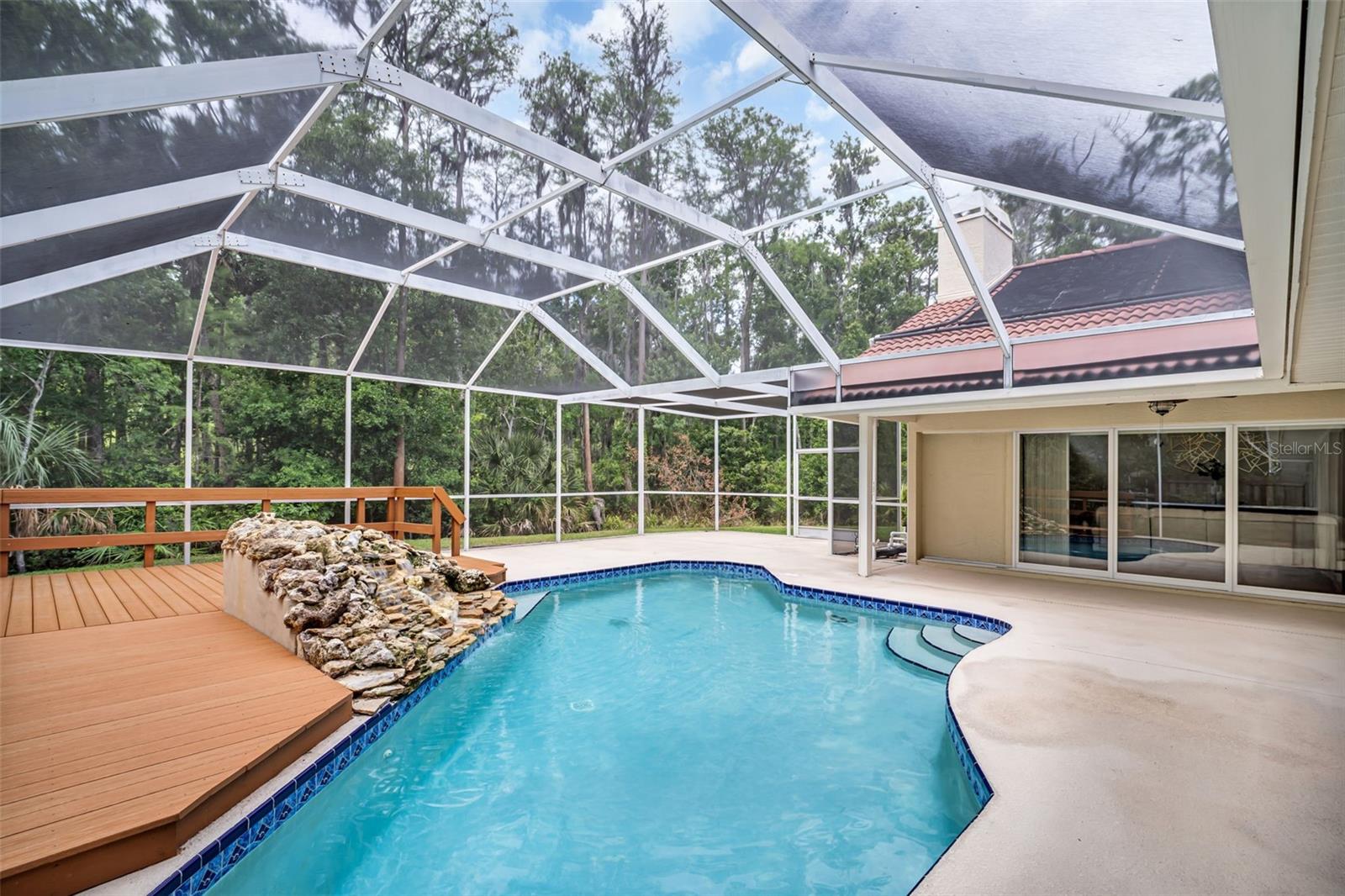 1404 EAST LAKE WOODLANDS PKWY — photo 57