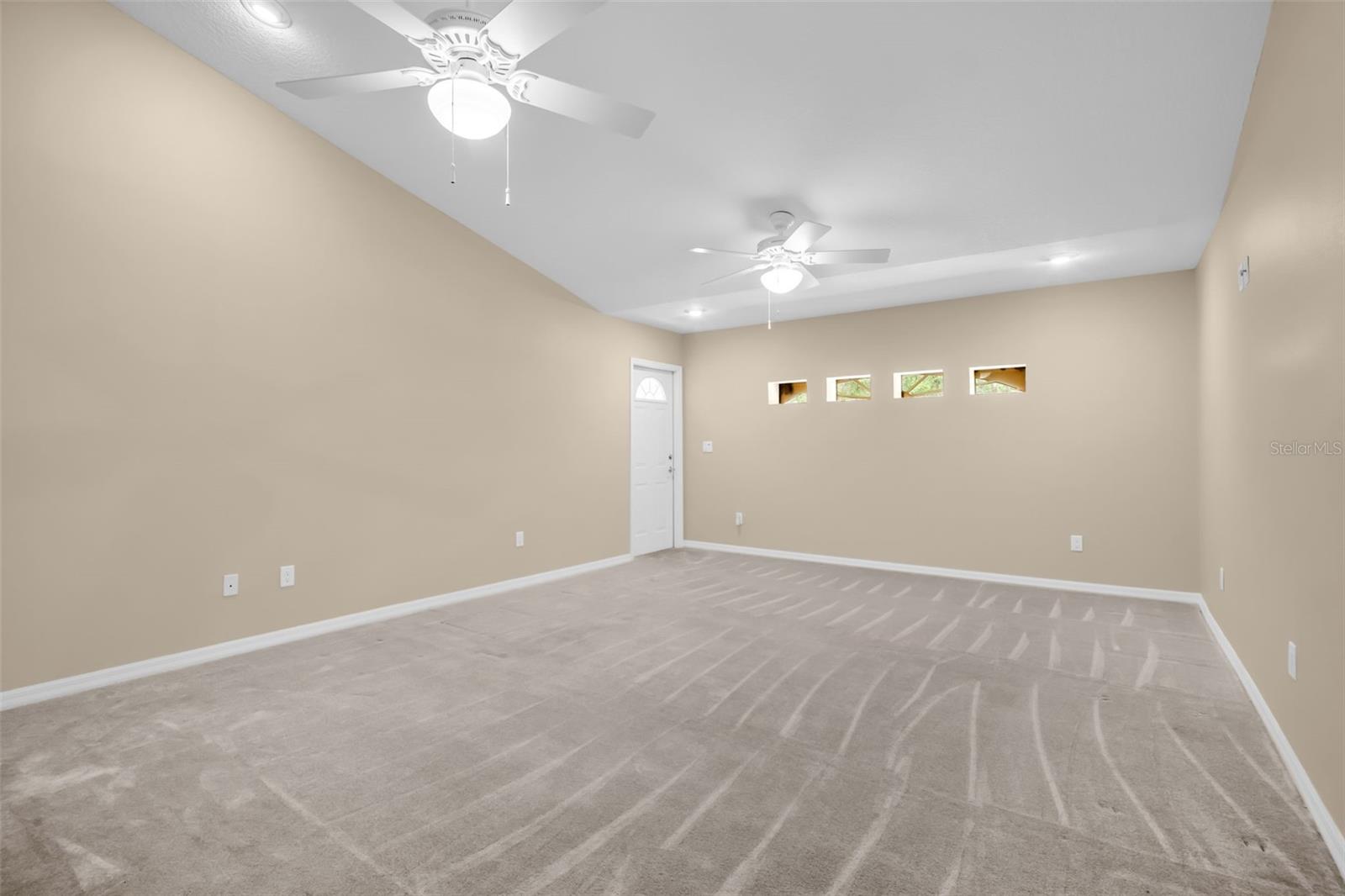 1404 EAST LAKE WOODLANDS PKWY — photo 44