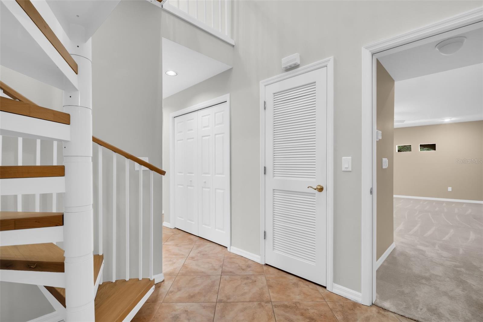 1404 EAST LAKE WOODLANDS PKWY — photo 42