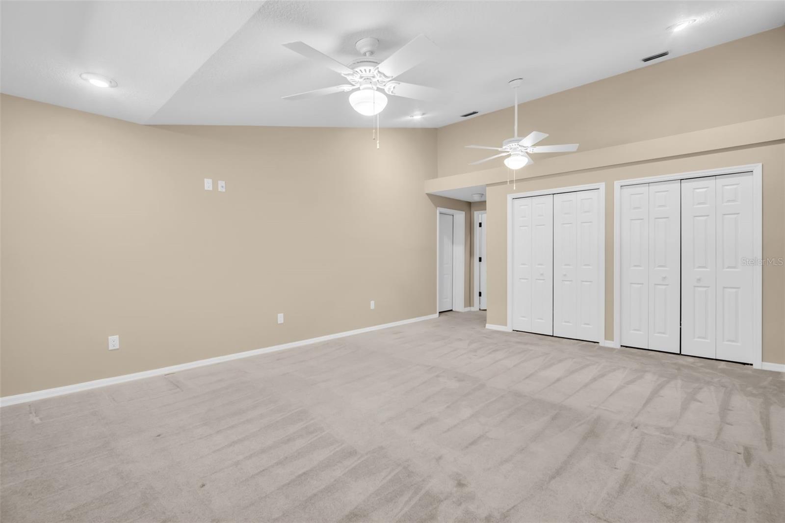 1404 EAST LAKE WOODLANDS PKWY — photo 43