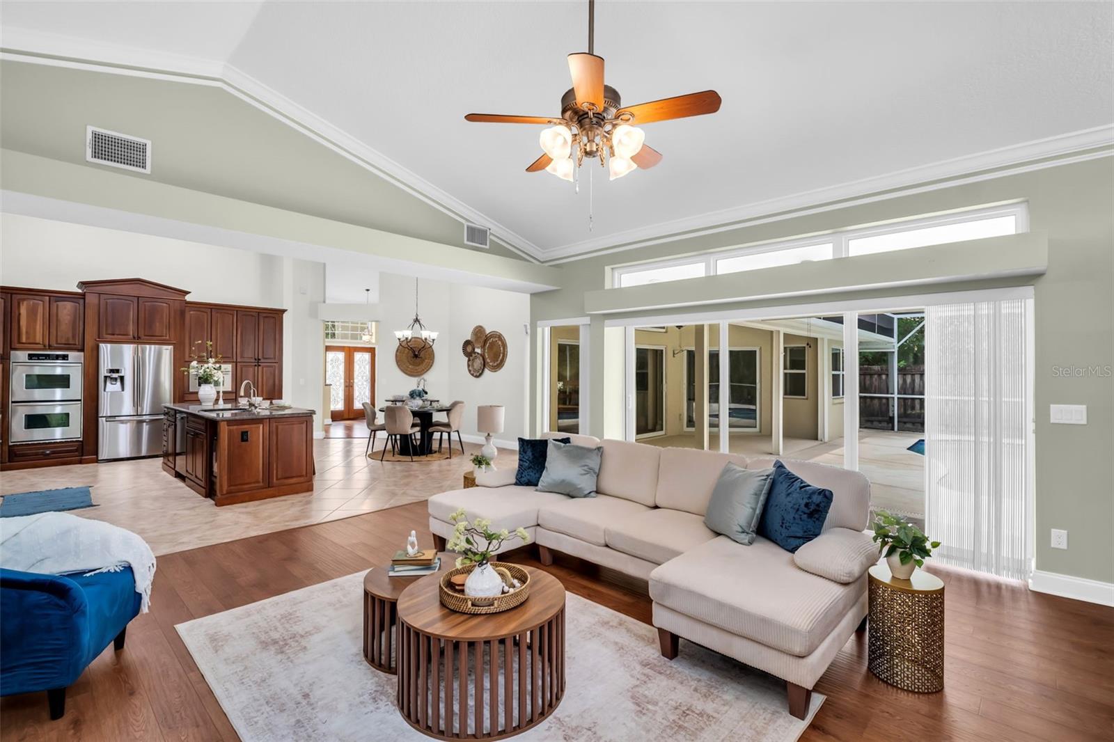 1404 EAST LAKE WOODLANDS PKWY — photo 23