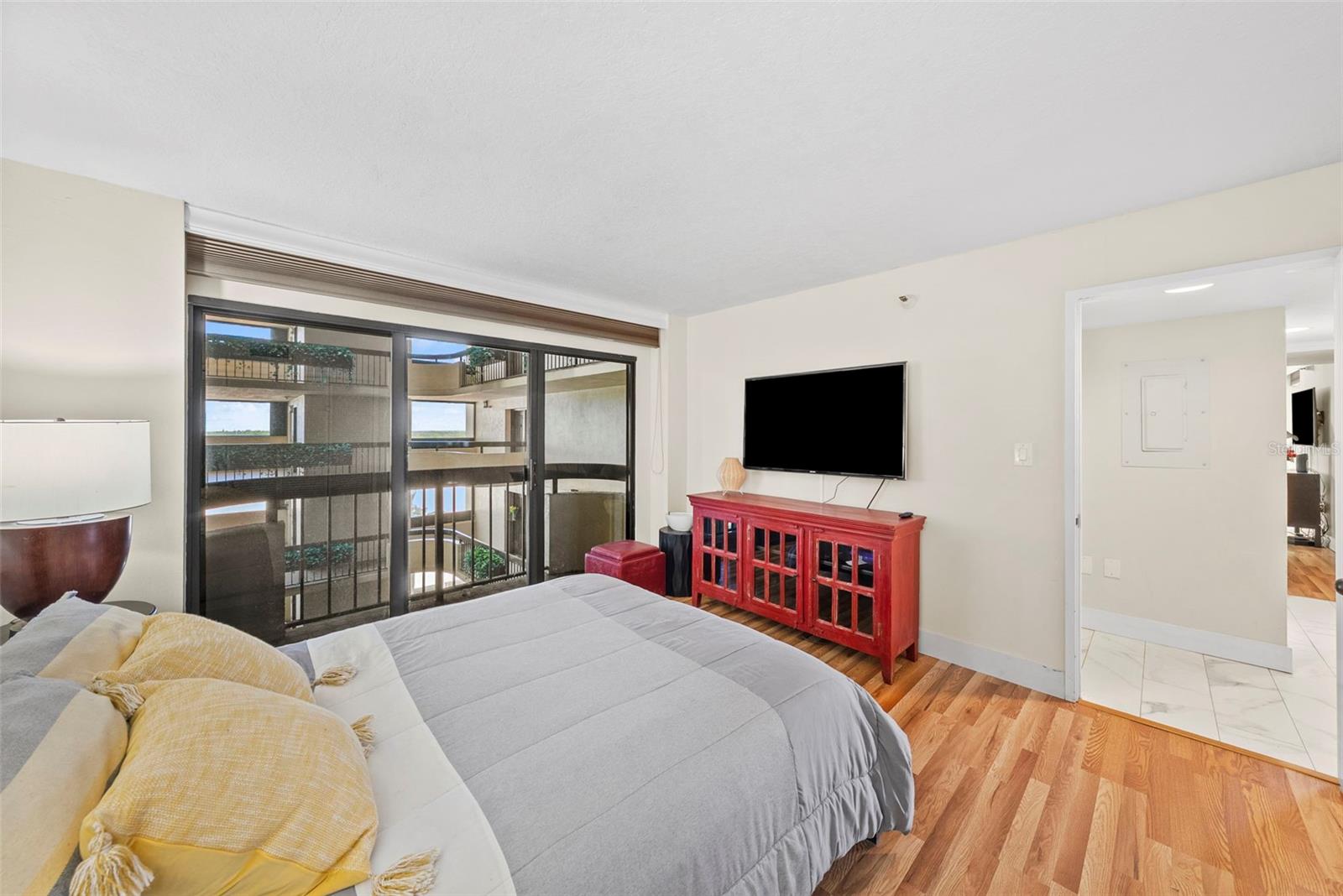 2413 BAYSHORE BLVD #803 — photo 46