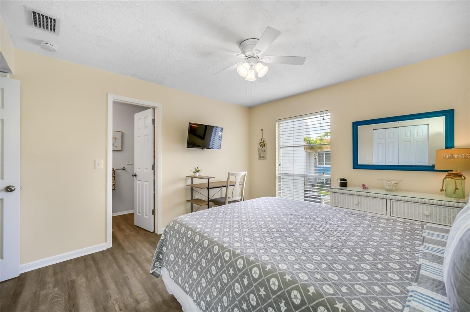 260 MEDALLION BLVD #F — photo 16