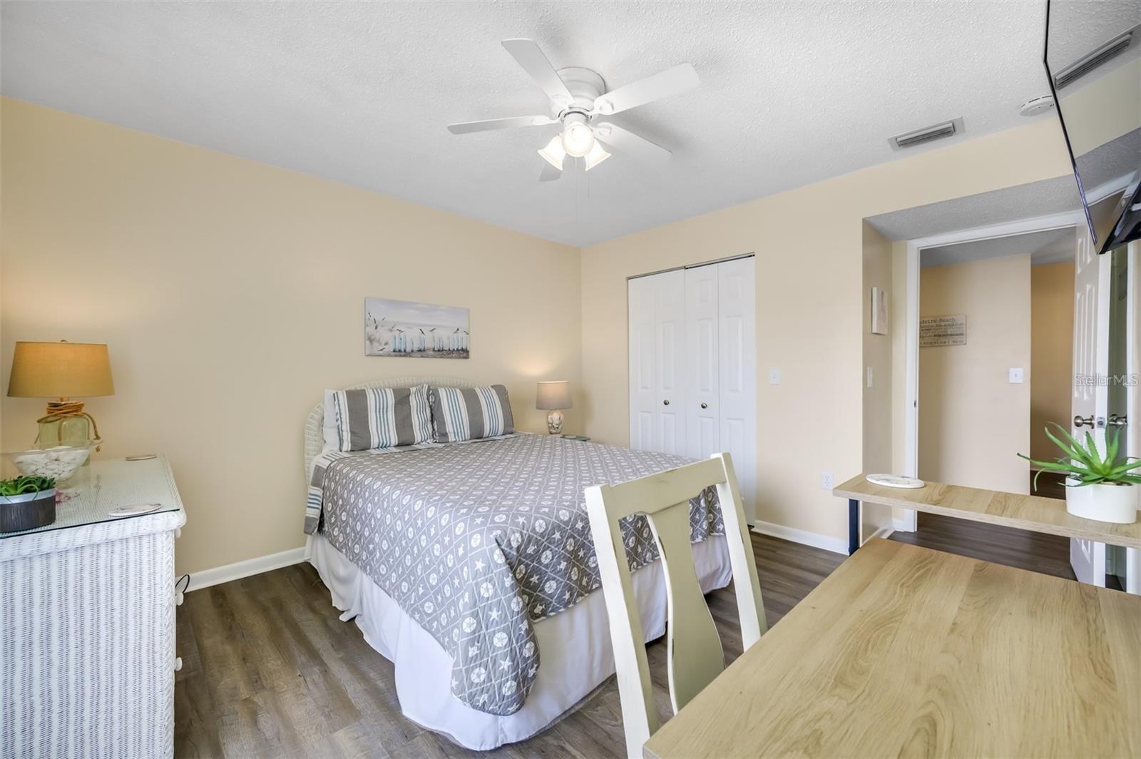 260 MEDALLION BLVD #F — photo 17