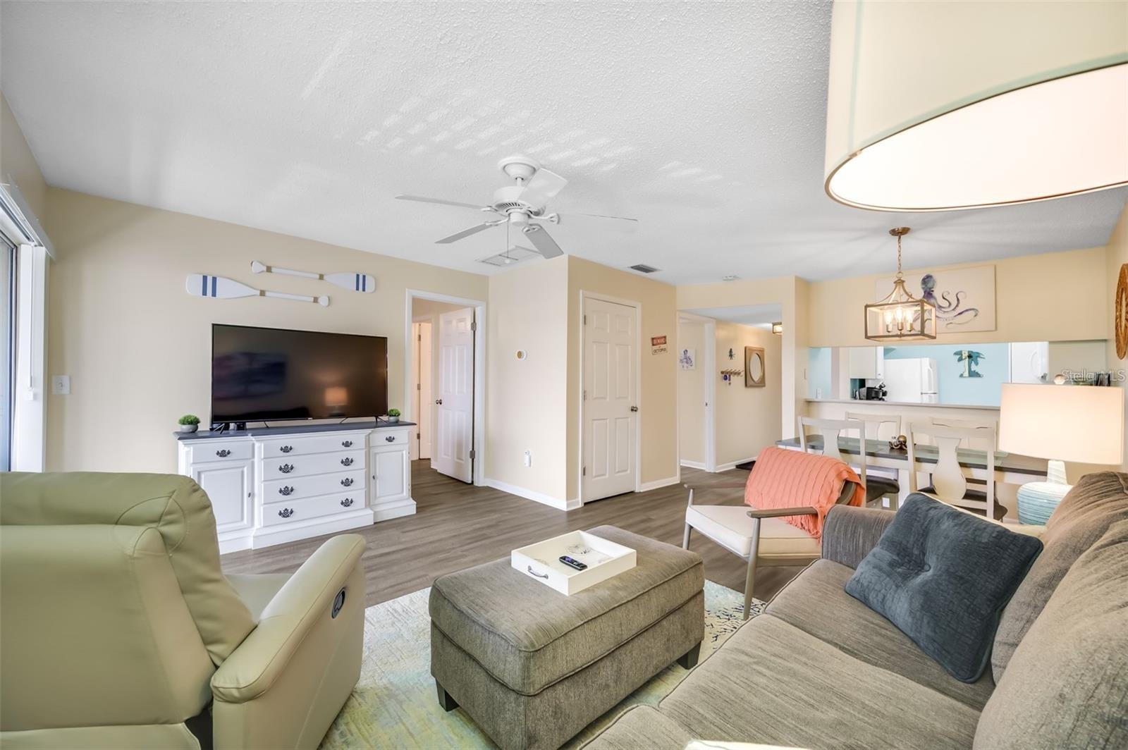 260 MEDALLION BLVD #F — photo 4