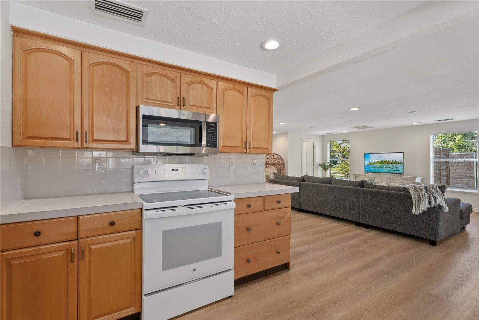 5868 DENISON DR — photo 13