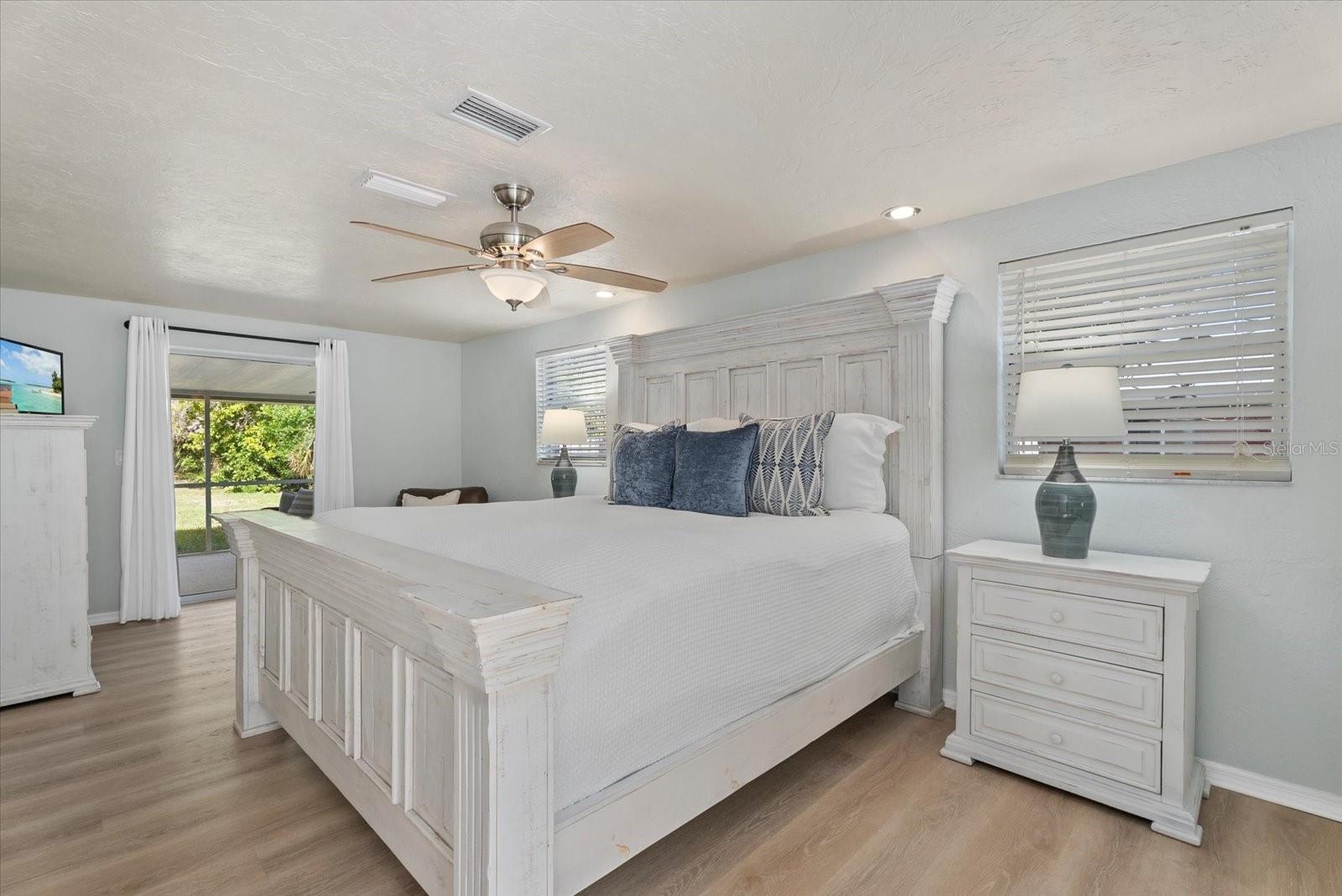 5868 DENISON DR — photo 20