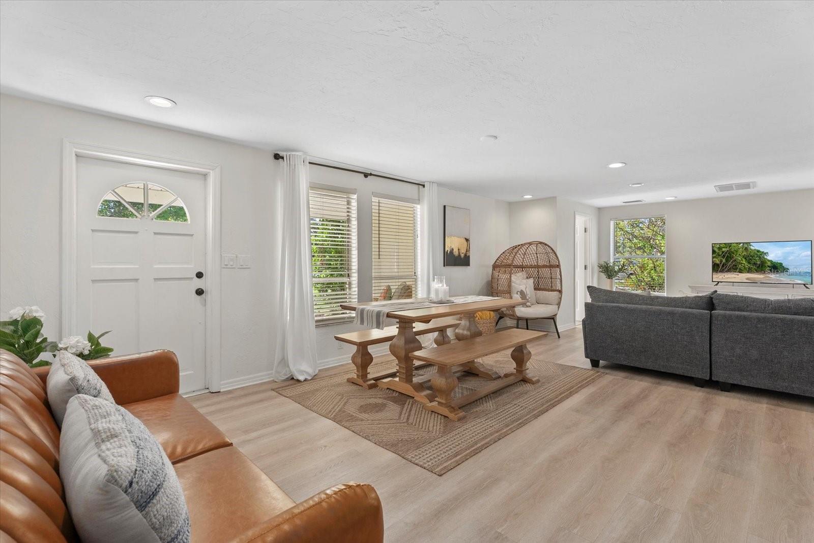 5868 DENISON DR — photo 8