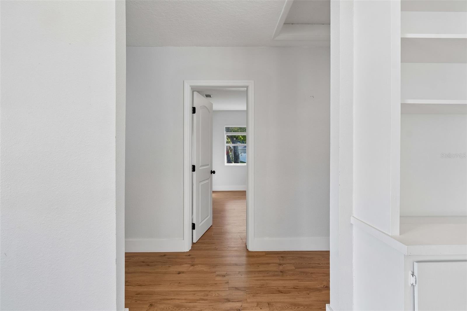125 HARBOR BLUFF DR — photo 25