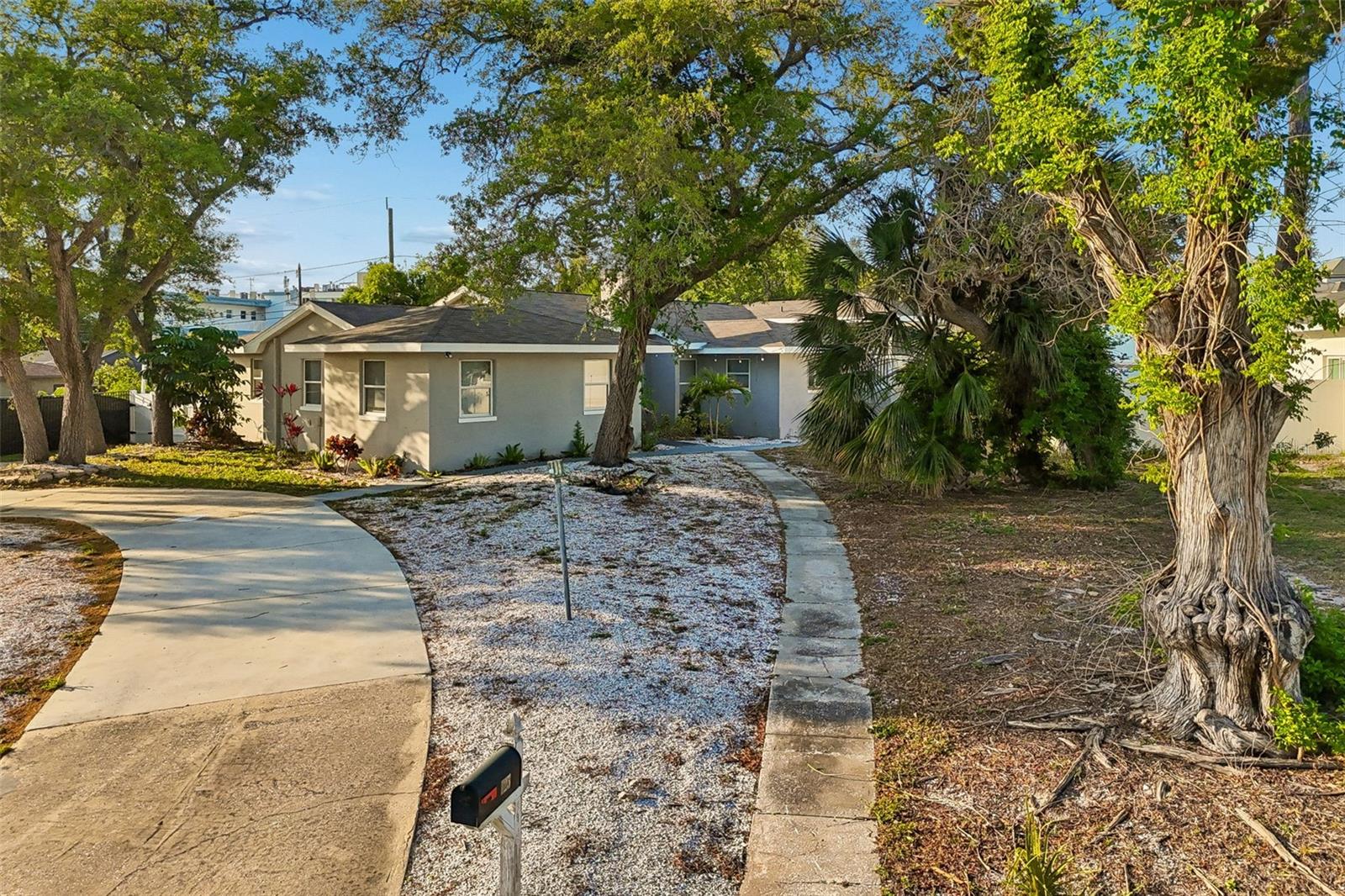 125 HARBOR BLUFF DR — photo 83
