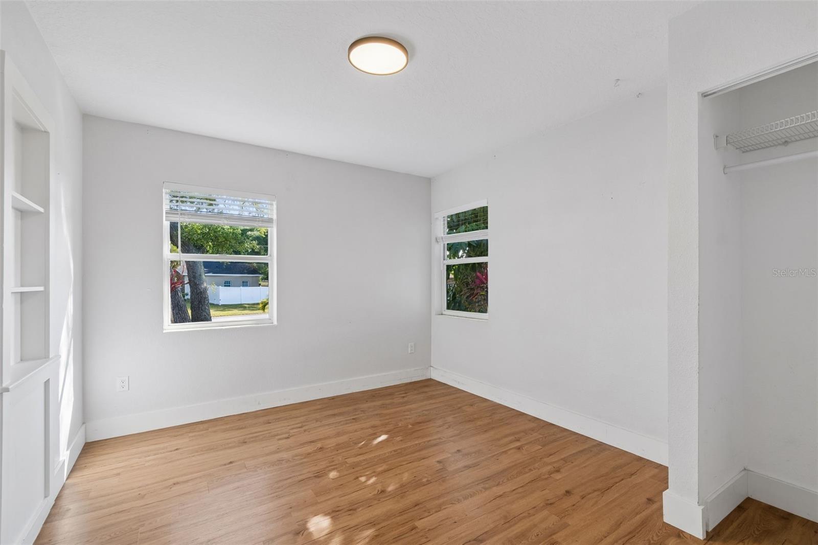 125 HARBOR BLUFF DR — photo 34