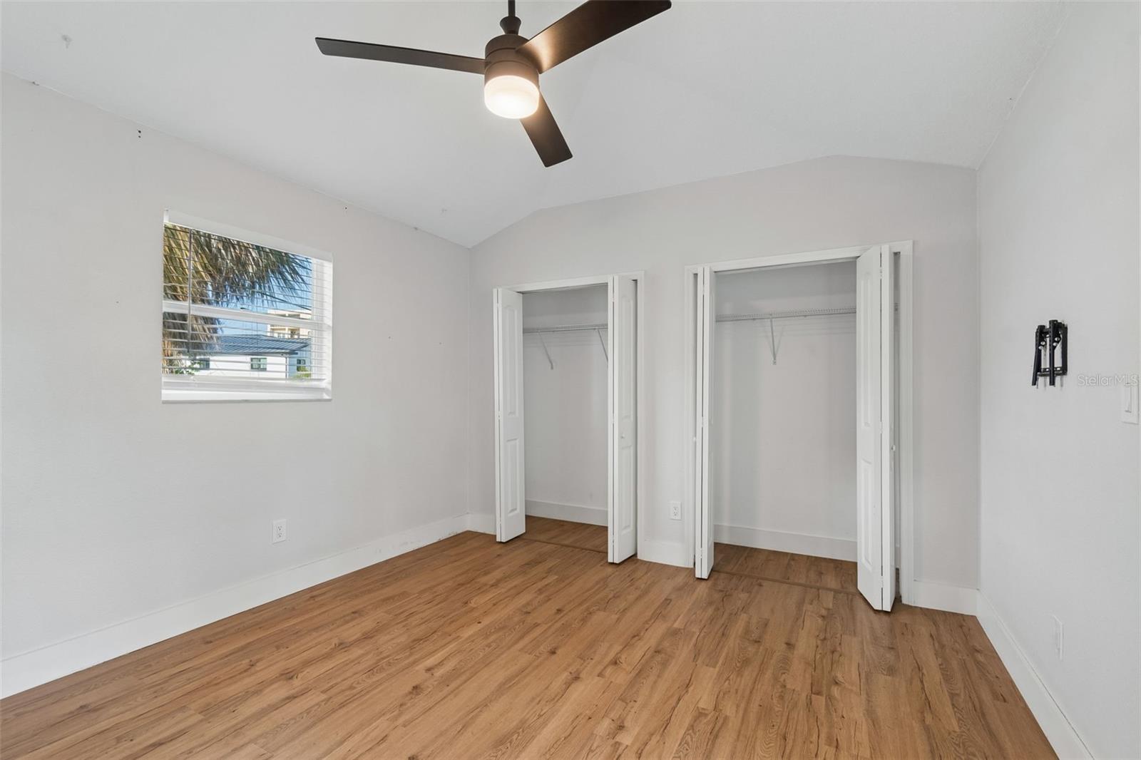 125 HARBOR BLUFF DR — photo 62