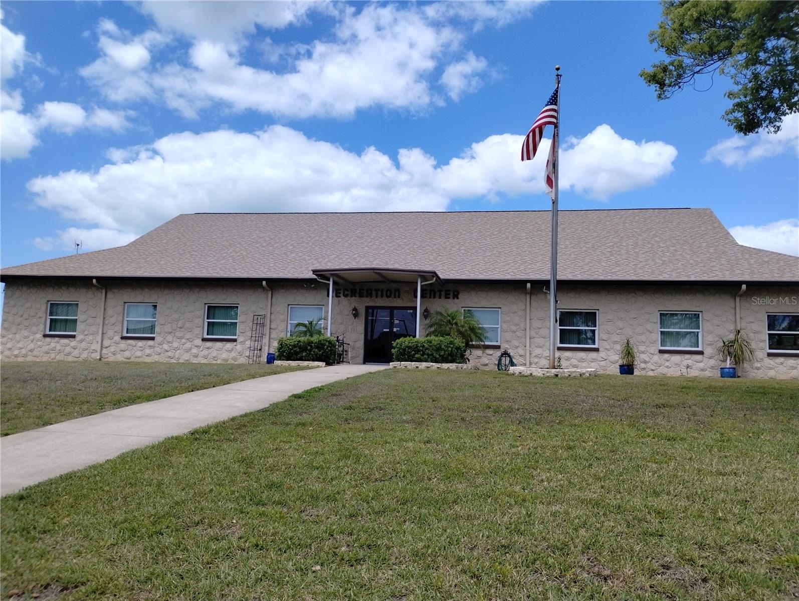 7409 SKYLINE DR — photo 16