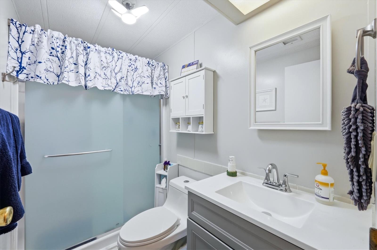 727 BUTTERFIELD CIR — photo 22