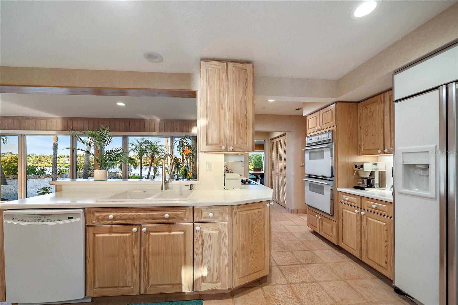 756 N MANASOTA KEY RD — photo 26