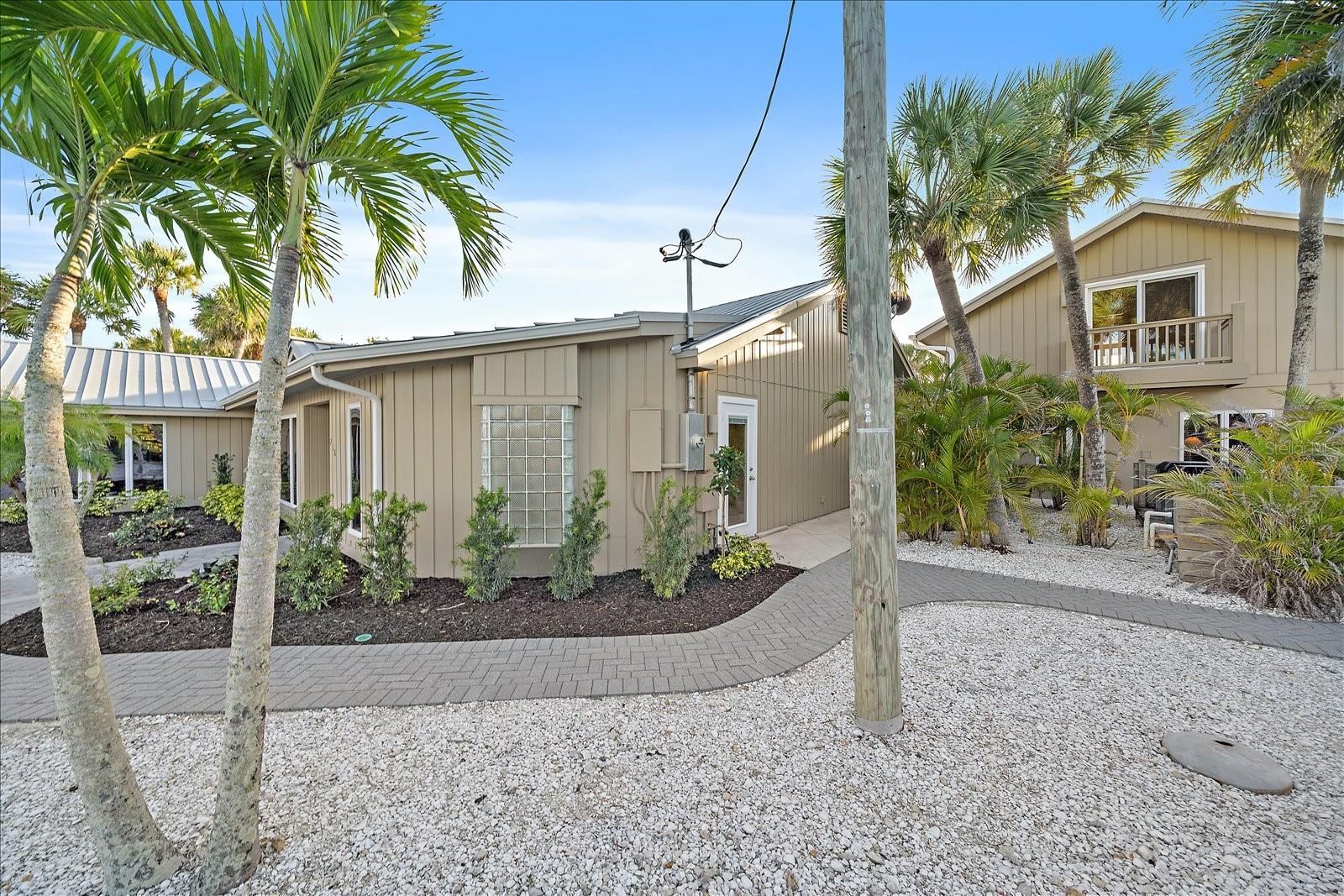 756 N MANASOTA KEY RD — photo 18