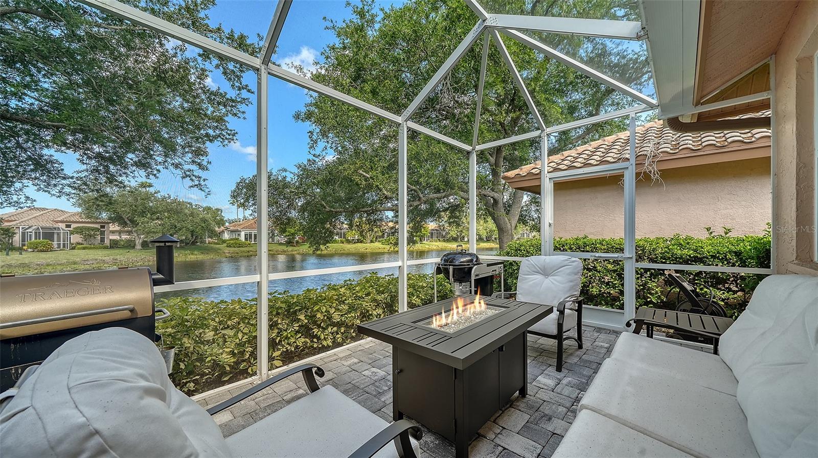 7198 DEL LAGO DR — photo 18