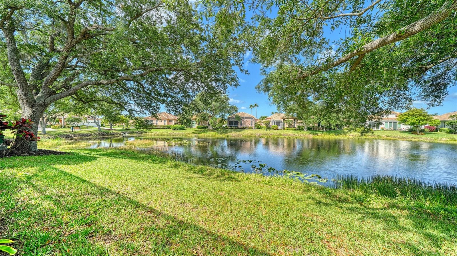 7198 DEL LAGO DR — photo 59
