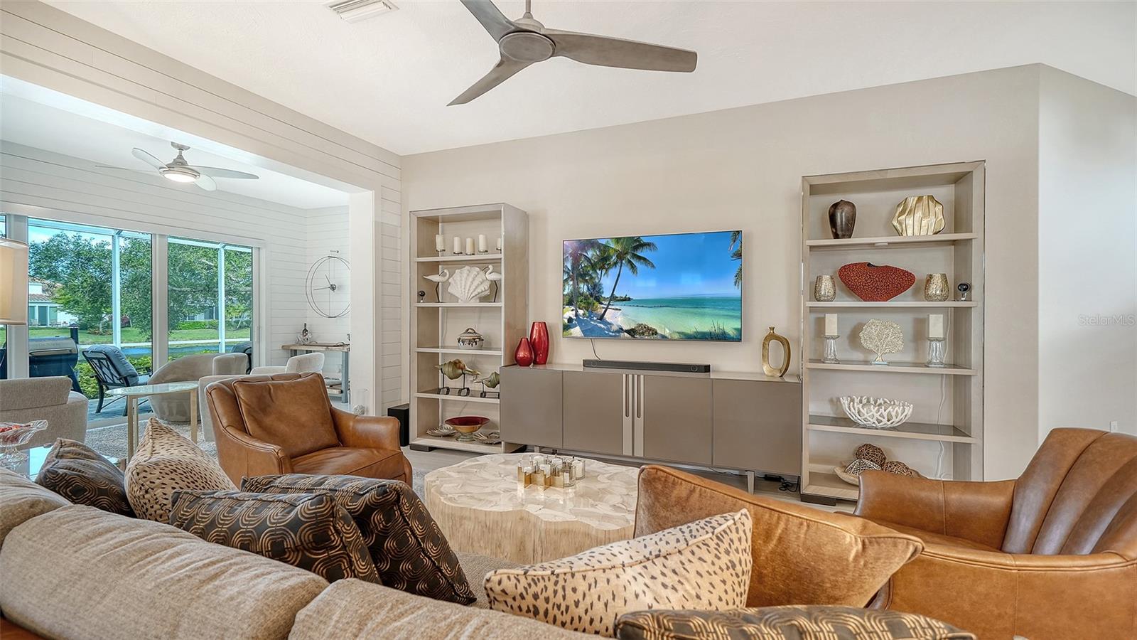 7198 DEL LAGO DR — photo 10