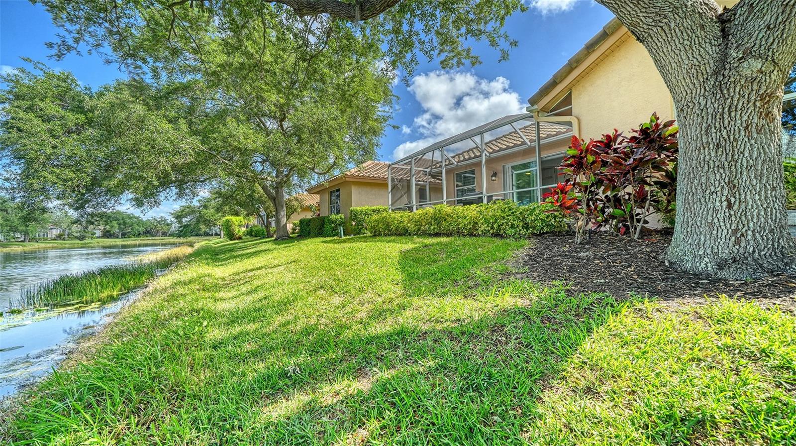 7198 DEL LAGO DR — photo 61