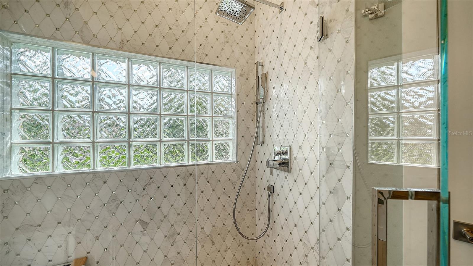 7198 DEL LAGO DR — photo 38