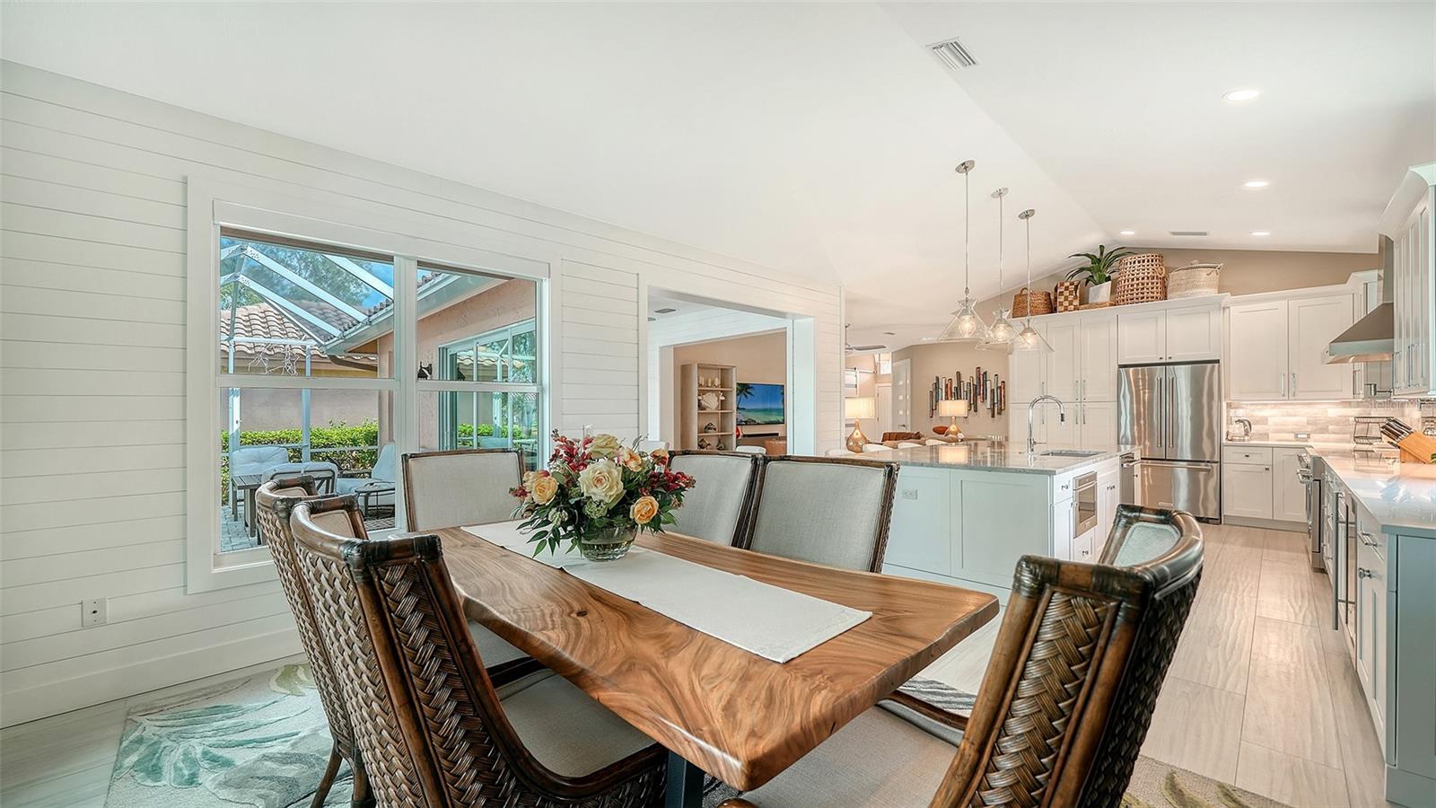 7198 DEL LAGO DR — photo 31
