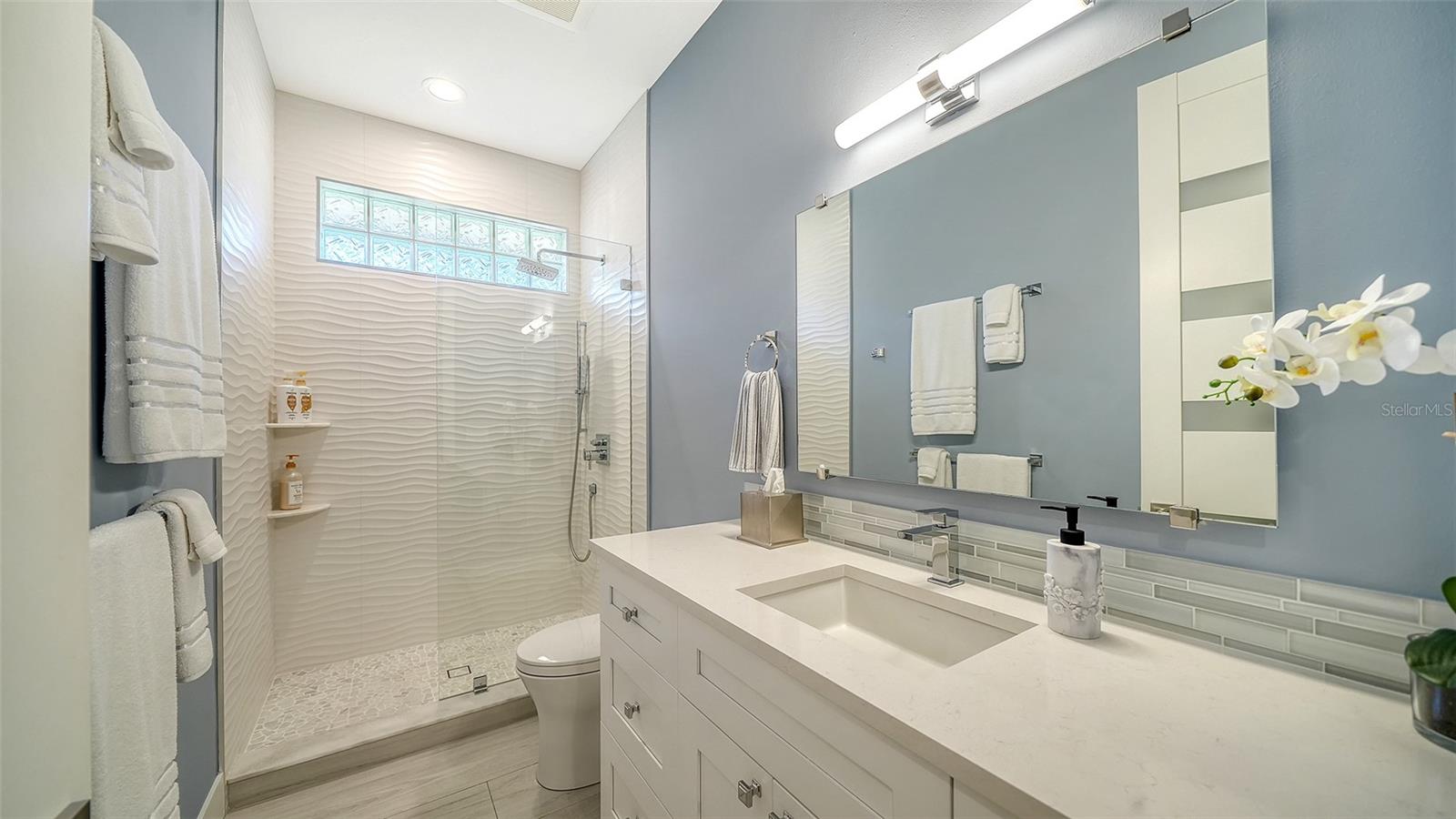 7198 DEL LAGO DR — photo 47