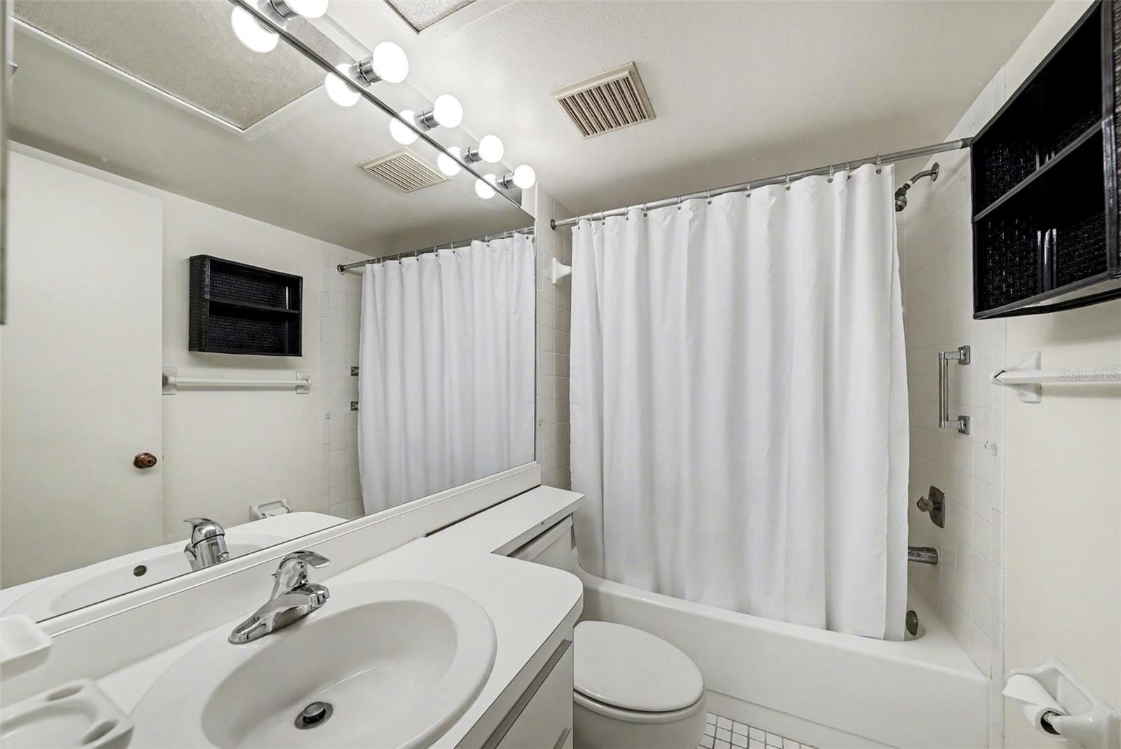 172 LAKEVIEW WAY #172 — photo 24
