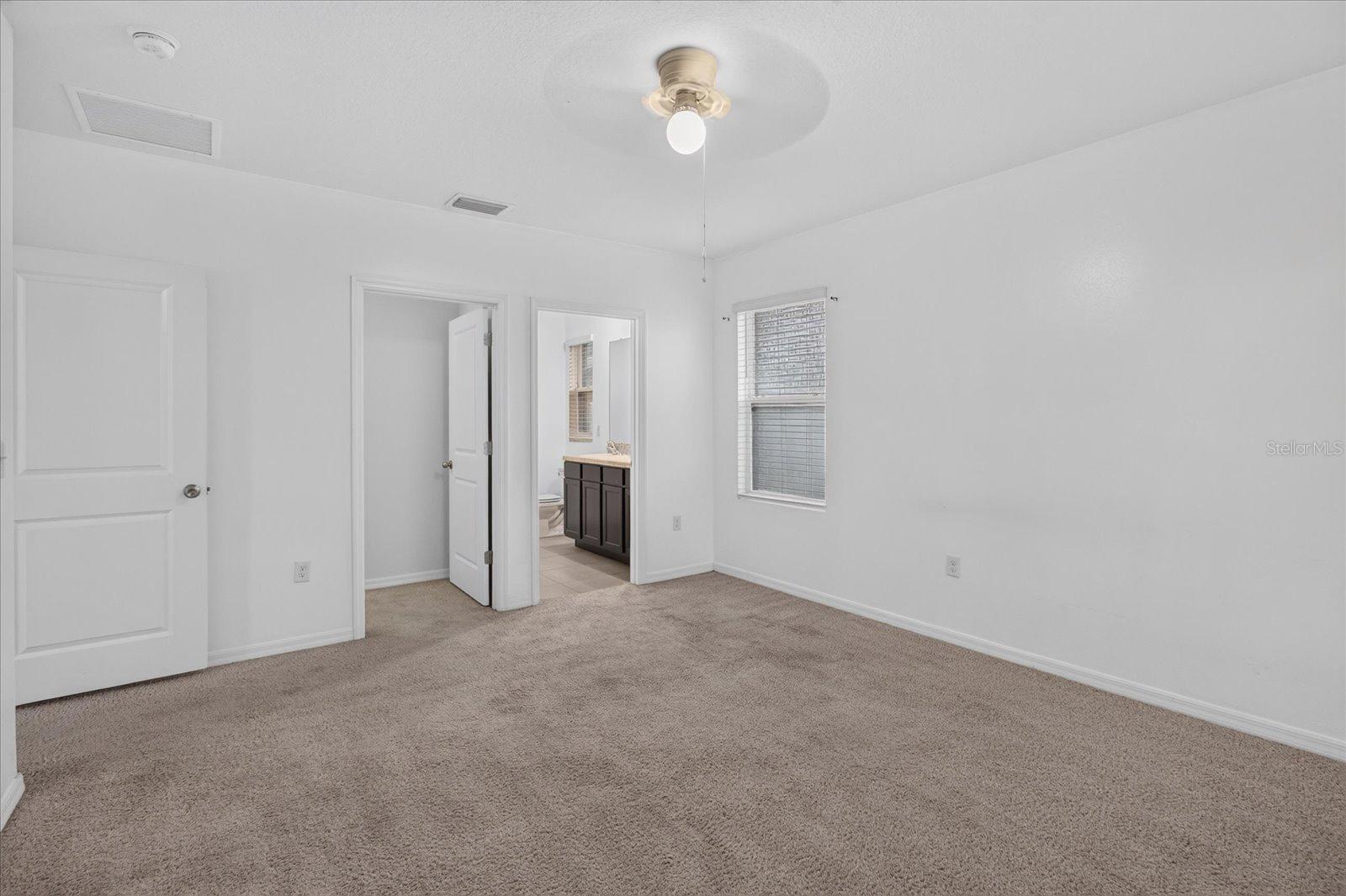 10206 GOLDEN LIGHT CT — photo 43